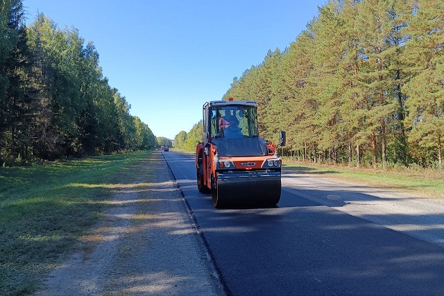 Подрядчик обновляет часть дороги Йошкар-Ола - Уржум