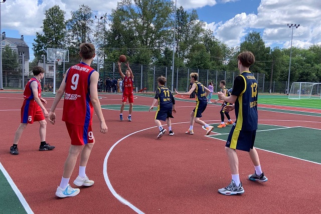 У «Лицея Бауманского» открылась «умная» спортивная площадка