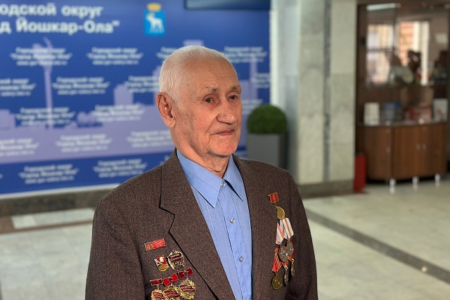 Сегодня в мэрии Йошкар-Олы чествовали новых «Почётных граждан города»