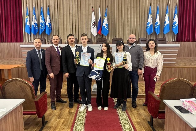 Чемпионат по парламентским дебатам среди школьников состоялся в Йошкар-Оле