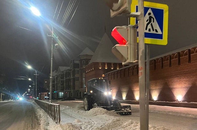 40 единиц муниципальной техники трудятся на улицах Йошкар-Олы