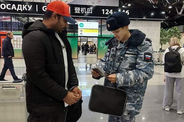 Судебные приставы выдворили из России «гостя» из Шри-Ланки