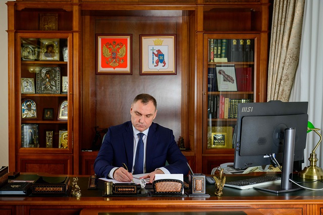 Работники культуры получат 1 млн руб за переезд в малые населенные пункты