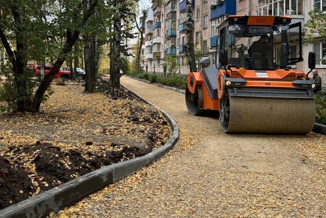 Завершаются ремонтные работы во дворах Йошкар-Олы  