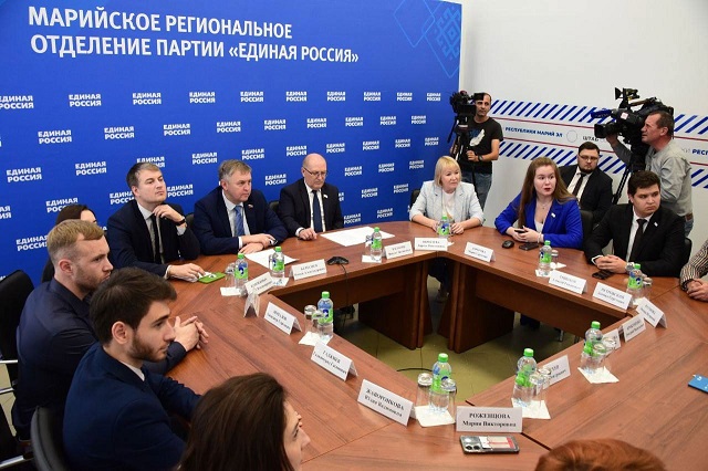 Парламенты Марий Эл и Кировской области продолжат сотрудничество