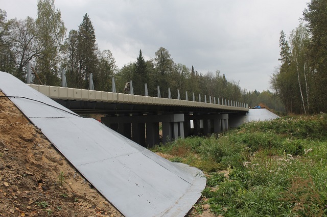 В Советском районе завершается капремонт моста через реку Шуля