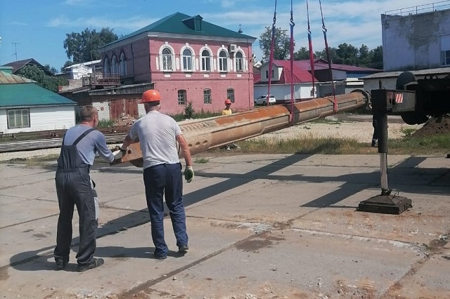 На улице Советской в Юрино продолжается капитальный ремонт моста 