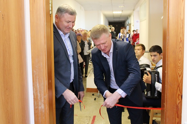 В Морках открылся Центр общения старшего поколения  В Морках открылся Центр общения старшего поколения