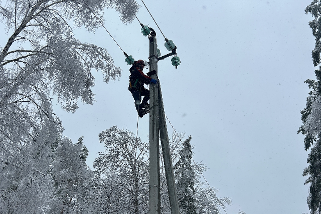 Энергетики Марий Эл вернули свет в дома жителей республики