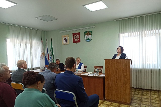 В посёлке Юрино прошла сессия районного Собрания депутатов 