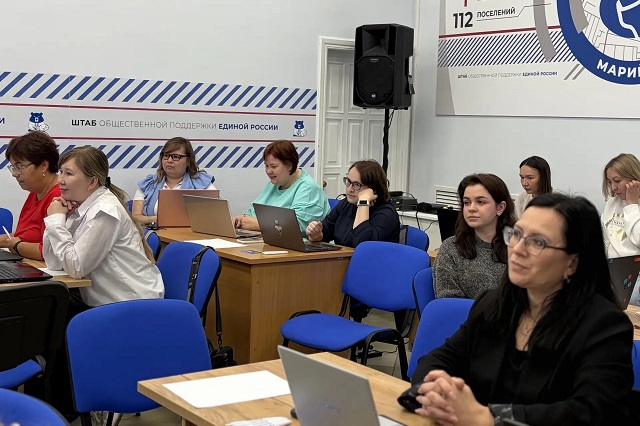 Народная программа за современное образование: в Штабе общественной поддержки прошел семинар по нейросетям