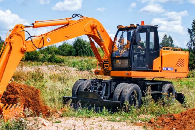 Мэрия Йошкар-Олы закупает новую дорожную спецтехнику 