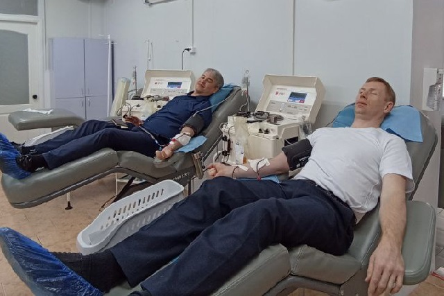 Полицейские Марий Эл сдали кровь в рамках донорской акции 