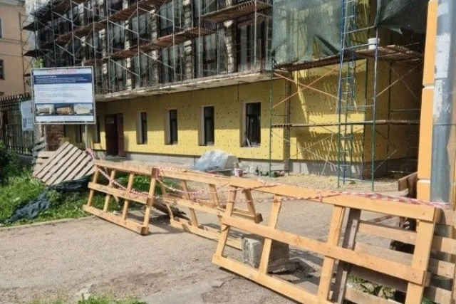 Опасный проход в Йошкар-Оле закрыли после сигнала горожанки