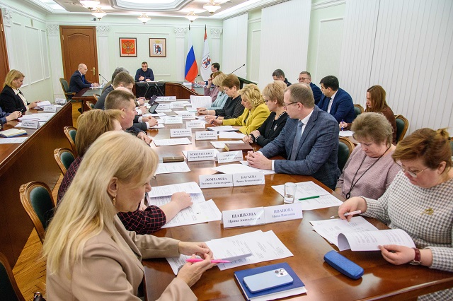 В Марий Эл прошло заседание оргкомитета, посвященное Году семьи