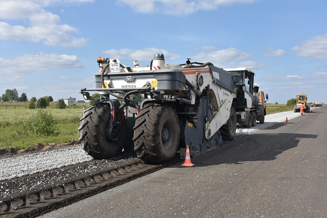 Работы по нацпроекту «Безопасные качественные дороги» выполнены на треть