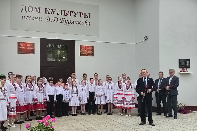 В деревне Кужмара после капремонта открылся Дом культуры имени Виктора Бурлакова