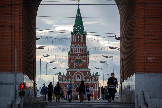 Пять компаний намерены инвестировать 5,5 млрд руб в ОЭЗ в Марий Эл Пять компаний намерены инвестировать 5,5 млрд руб в ОЭЗ в Марий Эл
