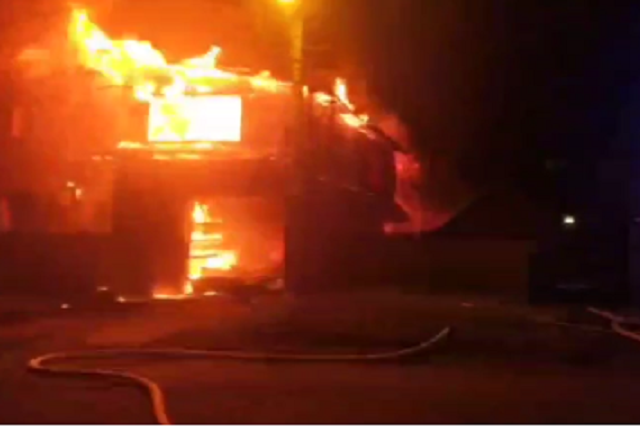 В ночь с субботы на воскресенье в Йошкар-Оле сгорел дом 