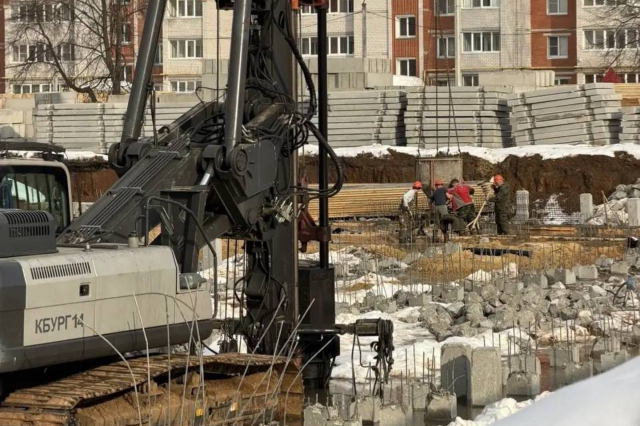 В Йошкар-Оле приступили к закладке фундамента школы на 1100 мест