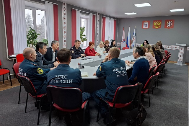 В Горномарийском районе обсудили вопросы безопасного проведения праздников