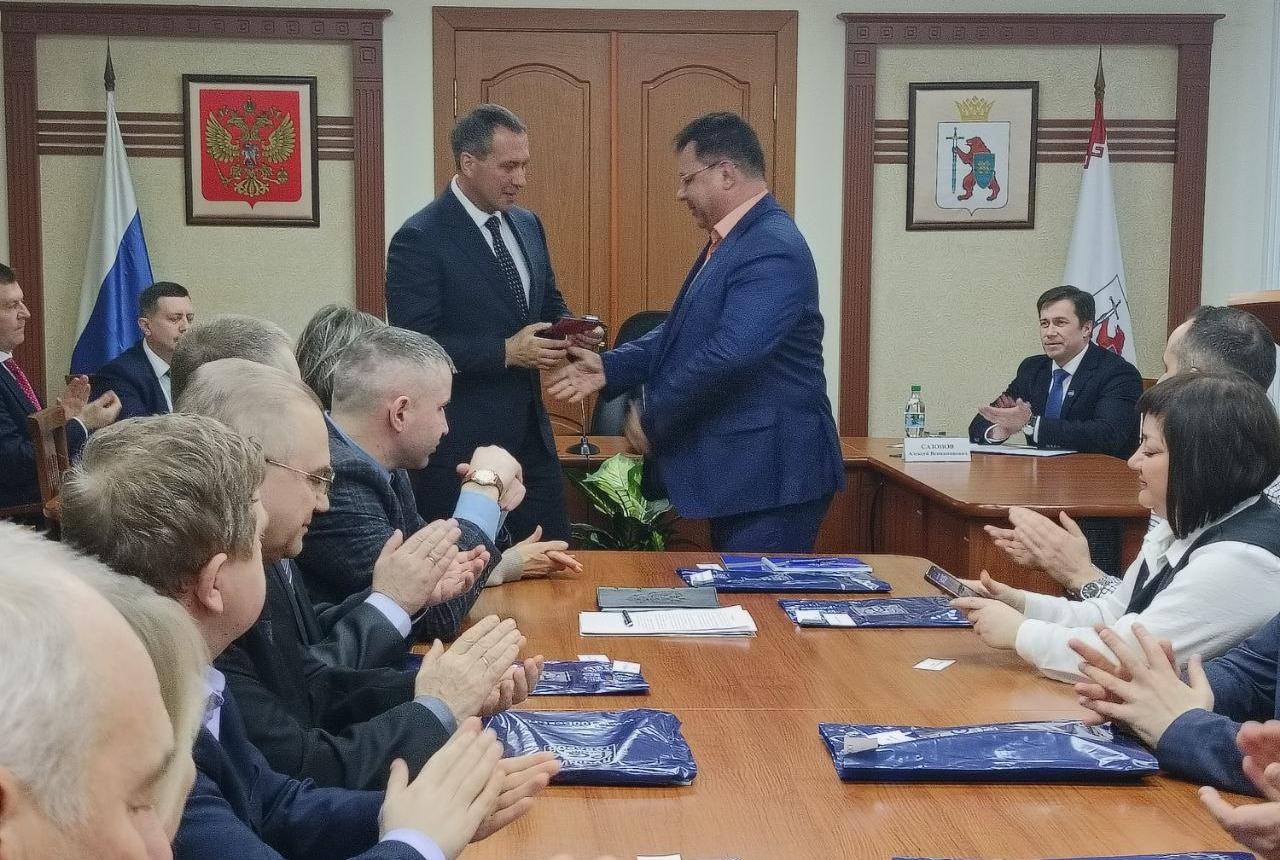 В Марий Эл наградили победителей конкурса «100 лучших товаров России» В Марий Эл наградили победителей конкурса «100 лучших товаров России»