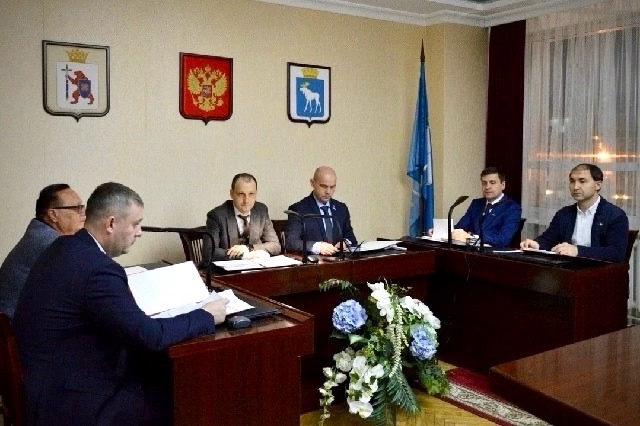 В Горсобрании Йошкар-Олы готов проект повестки дня очередной сессии В Горсобрании Йошкар-Олы готов проект повестки дня очередной сессии