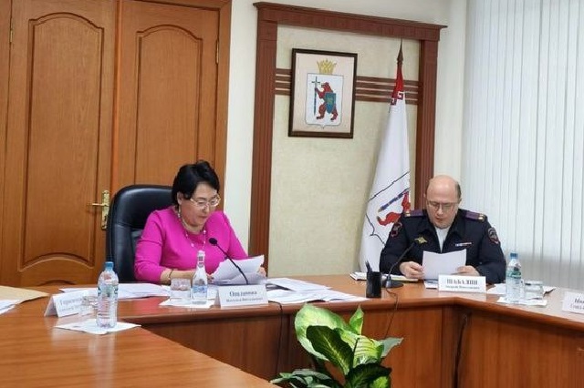 Аварийность на дорогах региона обсудили в правительстве Марий Эл 