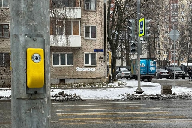 На улице Панфилова в Йошкар-Оле скоро заработает новый светофор 