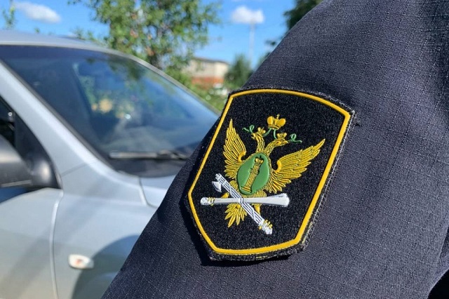 Судебные приставы за 4 часа в ходе рейда выявили 19 неплательщиков