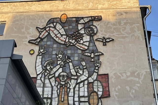 Маристат посчитал число элементов панно на проспекте Гагарина 