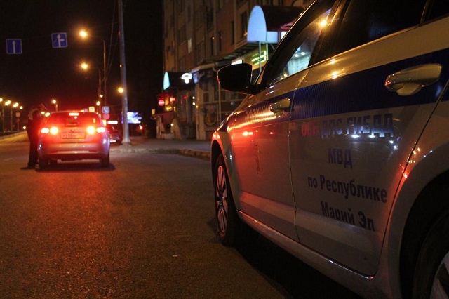 В майские выходные на дорогах Марий Эл сотрудники ГАИ проведут рейды