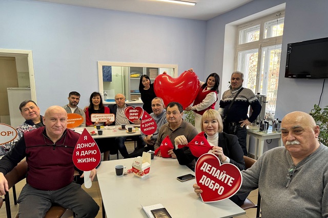 Представители Ассамблеи народов России стали донорами и сдали кровь