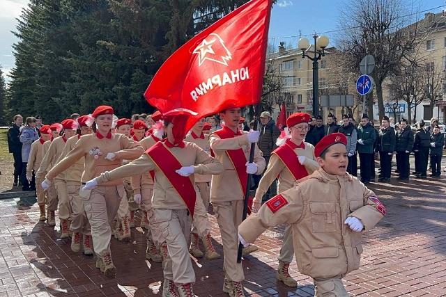 В Йошкар-Оле состоялся городской смотр строя и песни