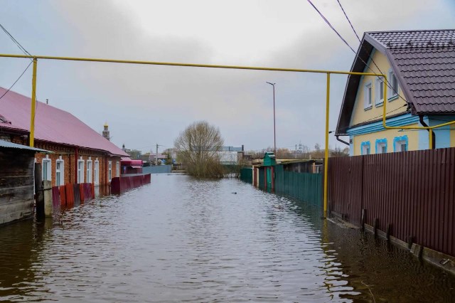 Минстрой Марий Эл взял на контроль ситуацию с подтоплением частных домов в Волжске