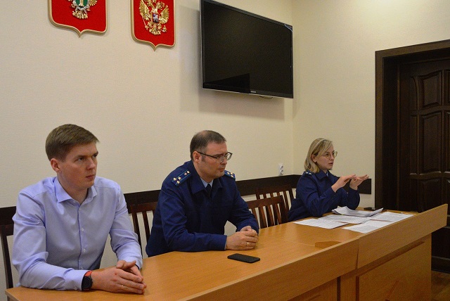 Парламентарии Йошкар-Олы будут взаимодействовать с прокуратурой