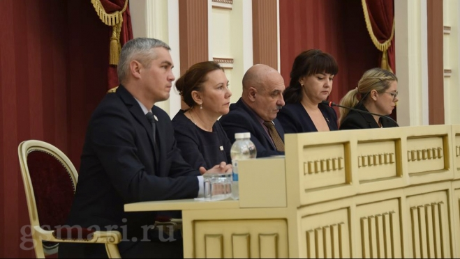 В Марий Эл в 2024 году повысят выплаты приемным родителям В Марий Эл в 2024 году повысят выплаты приемным родителям