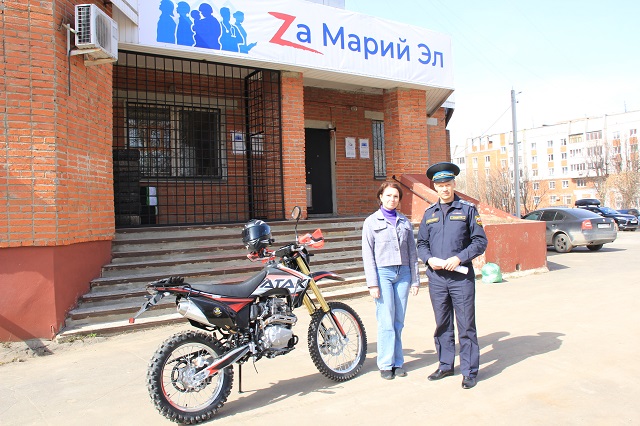 Судебные приставы оказывают гуманитарную помощь морпехам 