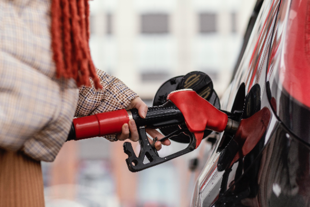 Ноябрь принёс снижение цены на бензин в Марий Эл