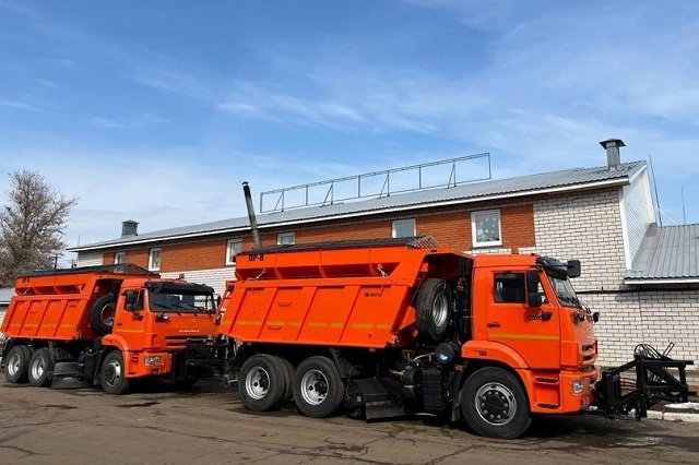 В Йошкар-Олу прибыла вторая новая комбинированная дорожная машина